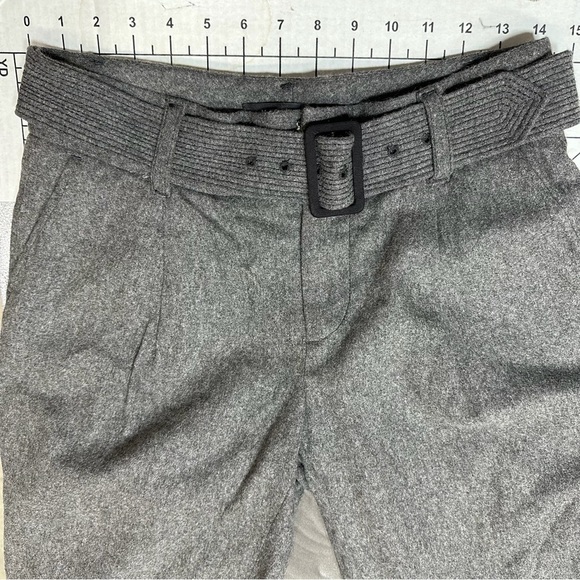 Marc Jacob’s Women’s Sz 4 Wool pleated Bermuda Shorts With Belt A37 - Picture 5 of 7